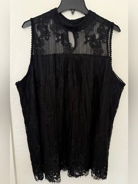 Eve & Maddie Women’s Blouse Sleeveless Color Black Size 2X button neck round